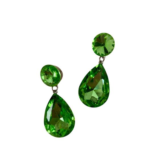 Formal Earrings - Picture 1 of 5